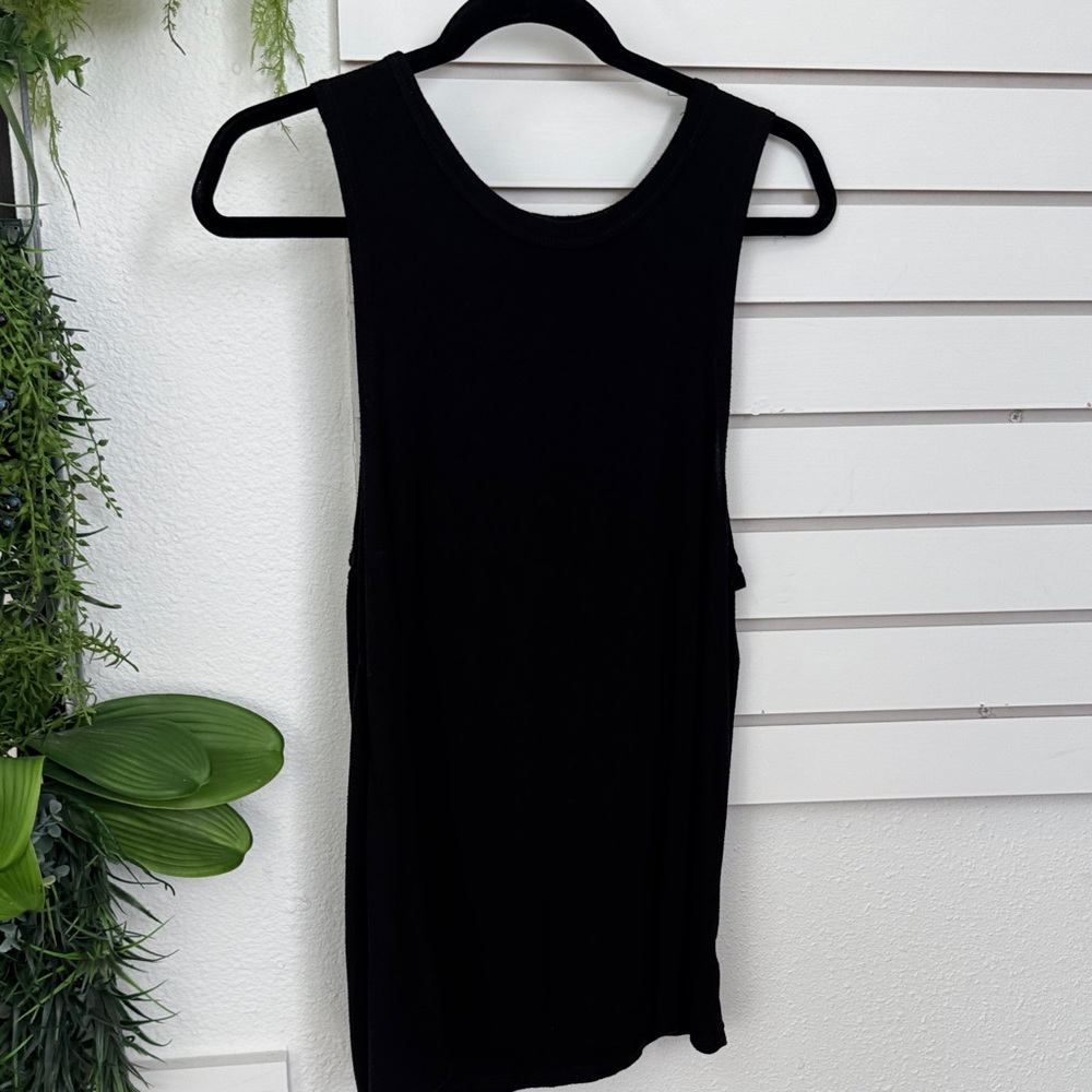 Elegant Black Sleeveless Tank Top